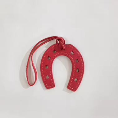 faux leather horseshoe purse charm